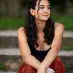 What to Ask Your Senior Photographer Before Booking – Chicago senior girl photos Lincoln Park – award-winning Chicago senior photographer Shalimar B. Photography.