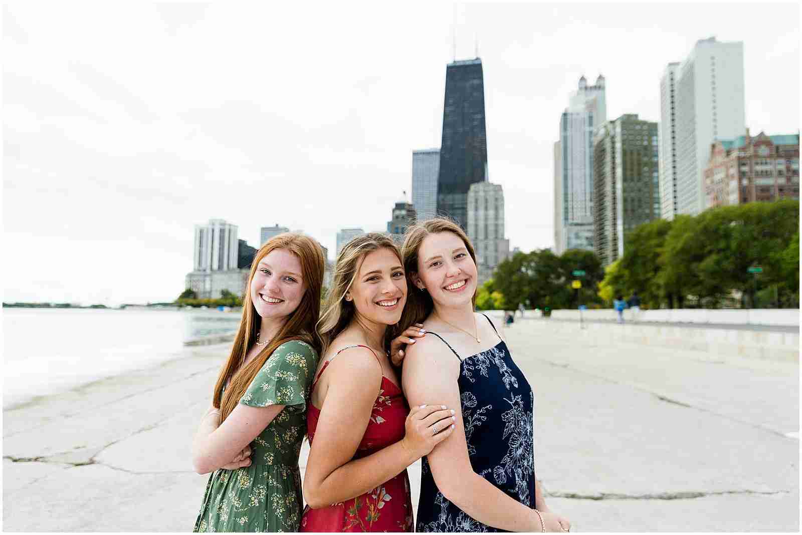 The Do's and Don'ts of Senior Photos with Shalimar B. Photography with award-winning Chicago senior photographer Shalimar B. Photography.