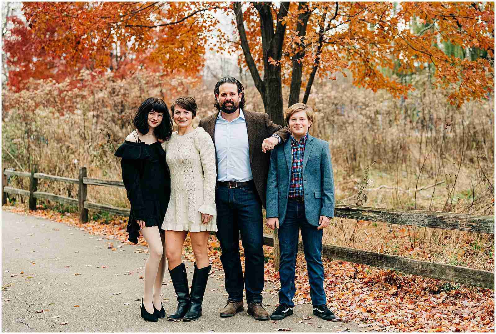 Styling outfits for your family photos in Chicago with Shalimar B. Photography with award-winning Chicago family photographer Shalimar B. Photography.