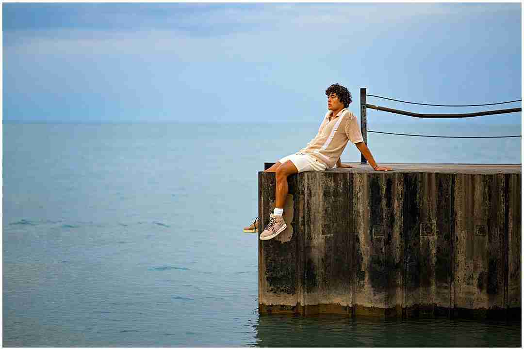 When you should book your senior session with Shalimar B. Photography with award-winning Chicago senior photographer Shalimar B. Photography.