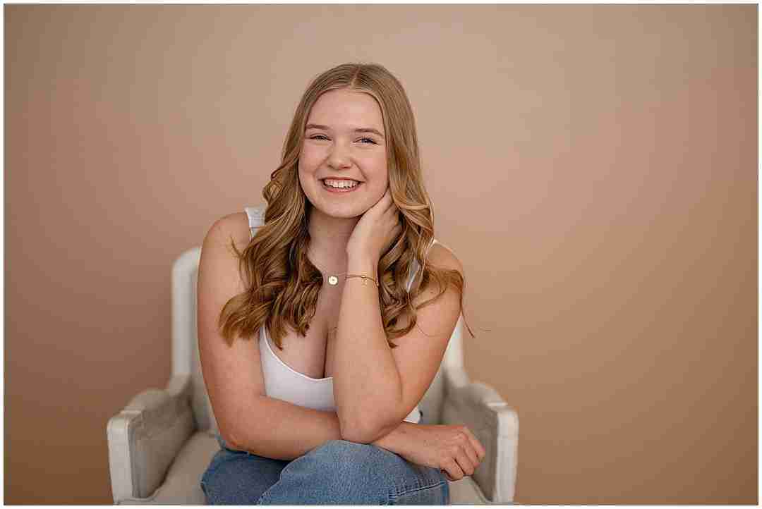 When you should book your senior session with Shalimar B. Photography with award-winning Chicago senior photographer Shalimar B. Photography.