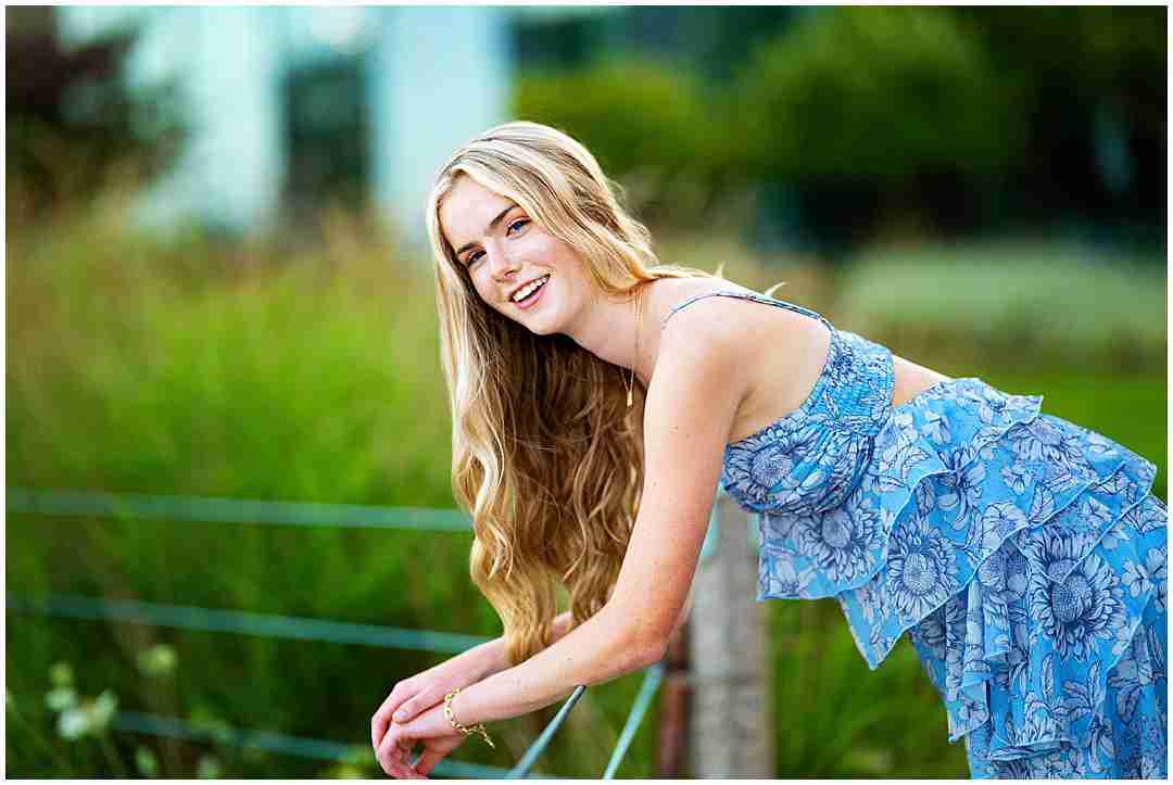 Three ways to prepare for your senior photos in Chicago with Shalimar B. Photography with award-winning Chicago senior photographer Shalimar B. Photography.