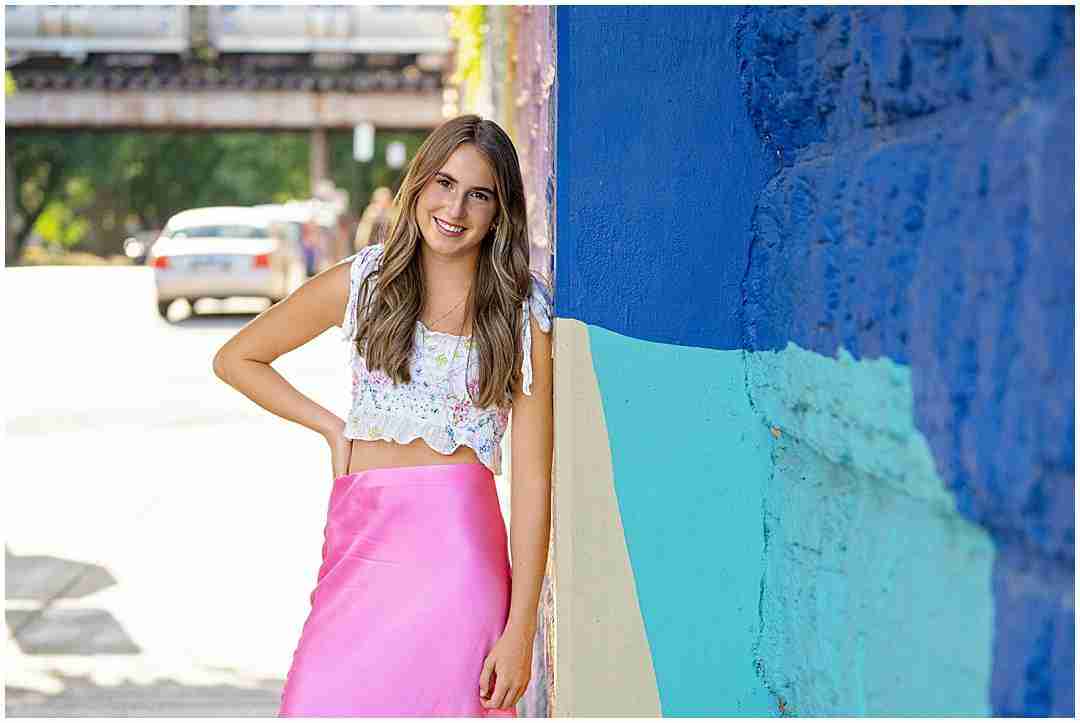 3 ways I get to know you before taking your senior photos with award-winning Chicago senior photographer Shalimar B. Photography.