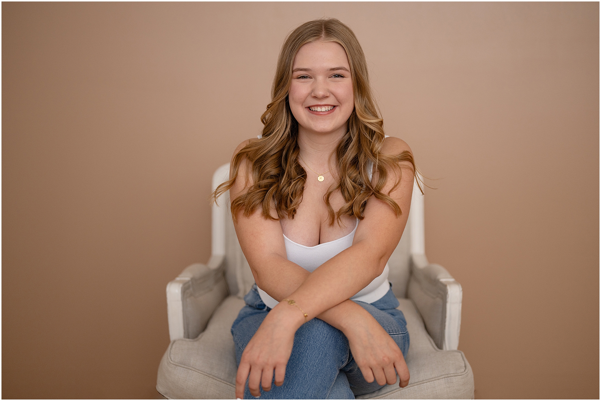 Advice about things to avoid that could ruin your senior photos by award-winning Chicago senior photographer Shalimar B. Photography.