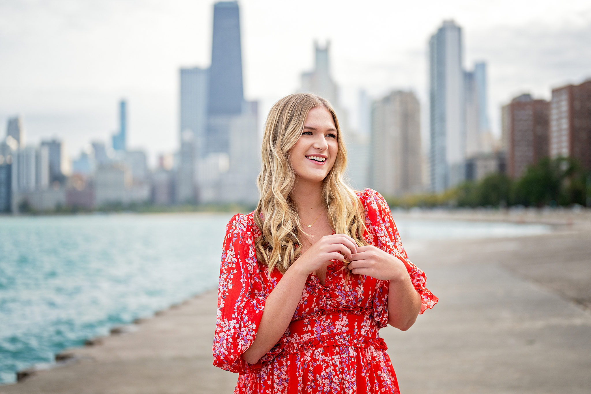 The best Chicago locations for senior photos in every season with award-winning Chicago senior photographer Shalimar B. Photography.