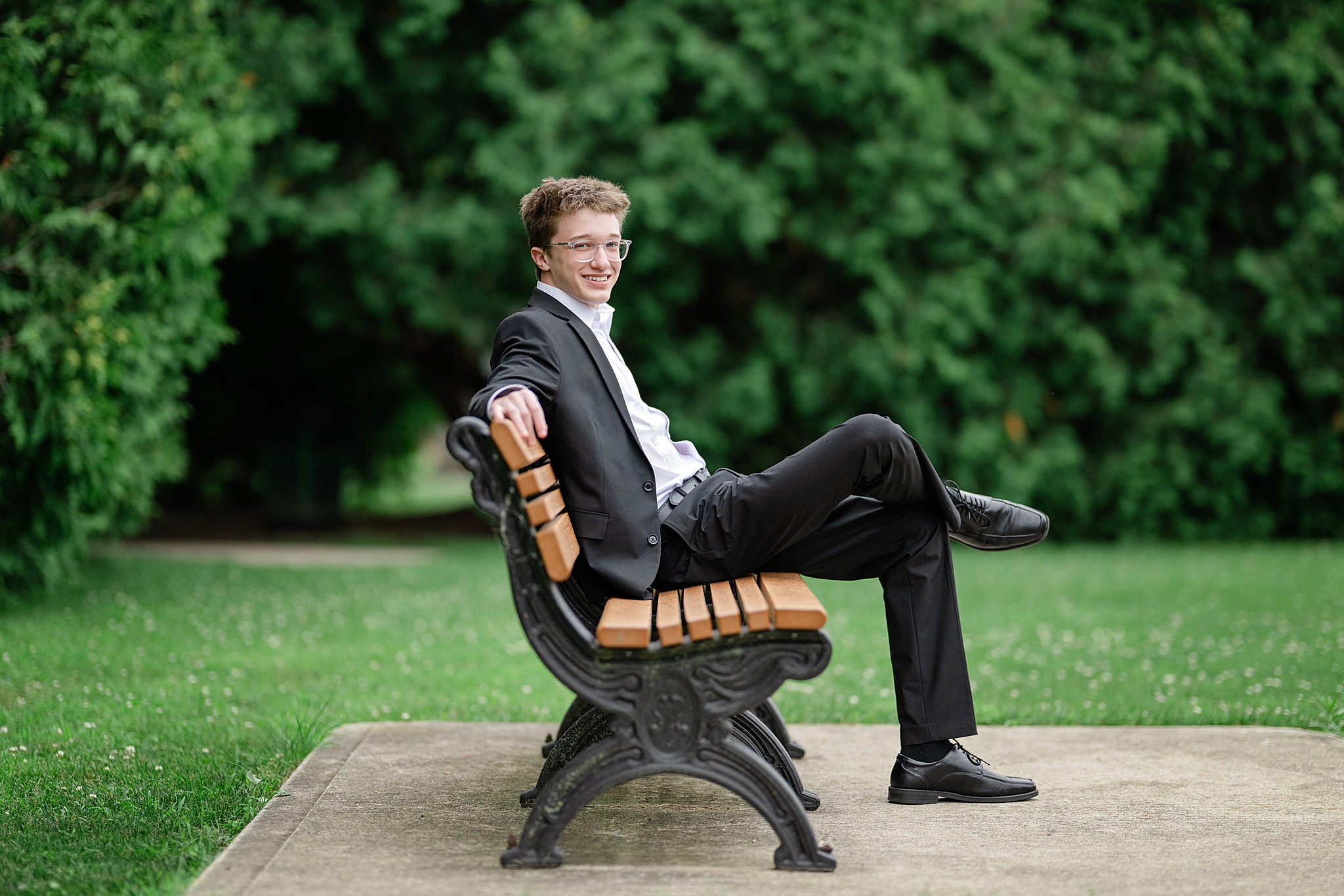 How to add personality to your Chicago senior photos with award-winning Chicago senior photographer Shalimar B. Photography.