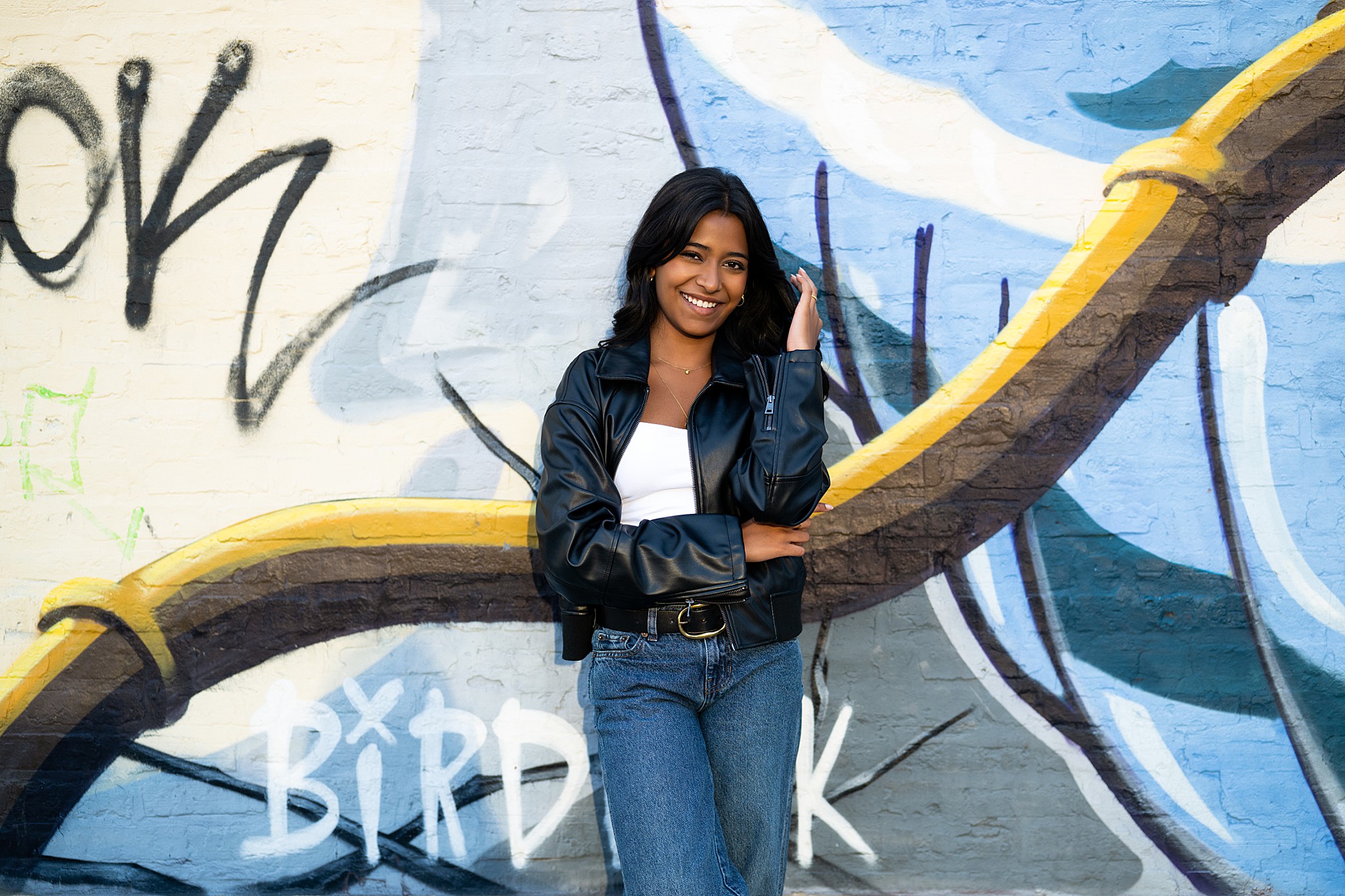 Why You Don’t Have to Know How to Pose (That’s Literally My Job) with award-winning Chicago senior photographer Shalimar B. Photography.